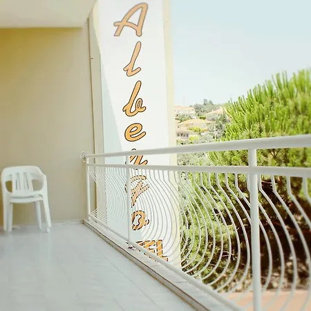 住宿加早餐酒店 Albergo Cesme Çeşme