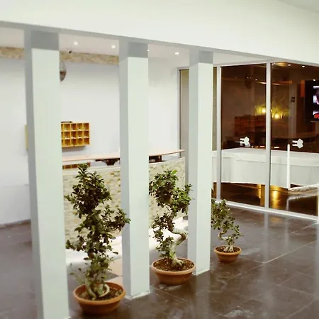 Albergo Cesme Oda ve Kahvaltı Çeşme